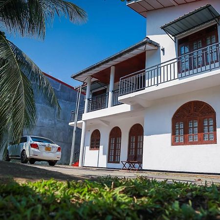 Lakeside Villa 阿努拉德普勒 外观 照片